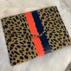 Stella & Dot Bellamy Clutch